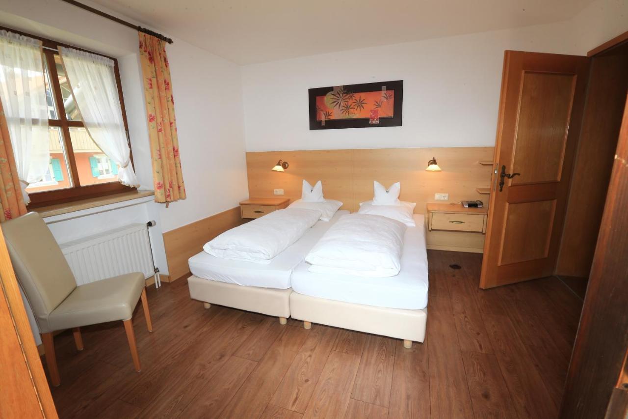 La Ristorante Pizzeria Garni Bed & Breakfast Ohlstadt